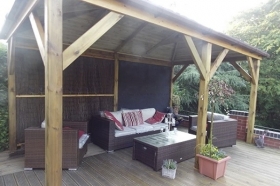 Montaggio Tettoie Legno Roma - Montaggio Mobili Roma 